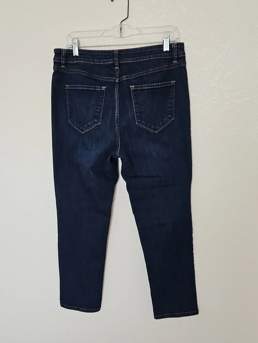 Liz Claiborne Girlfriend Straight-Leg Mid Rise Jeans ~ Size 14